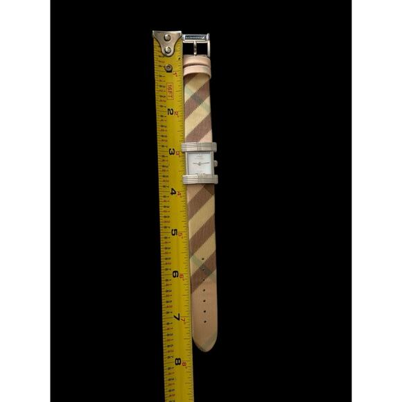 Burberry BU4507 Ladies Watch Classic Nova Check Pattern Band MOP Face New Batt - Picture 10 of 13